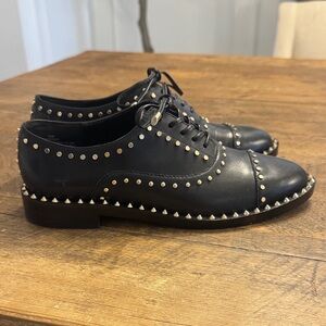 Nine West Black Leather Oxford with gold Studs